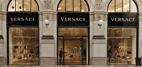 de donde es versace|versace tienda online.